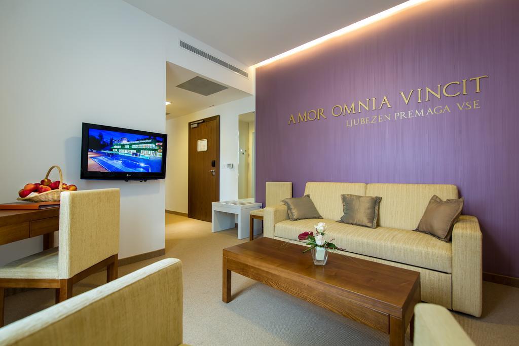 רימסקה טופליצה Rimske Terme - Hotel Zdraviliski Dvor חדר תמונה